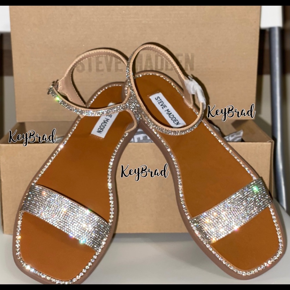 Steve Madden Nickel Rhinestones Sandal